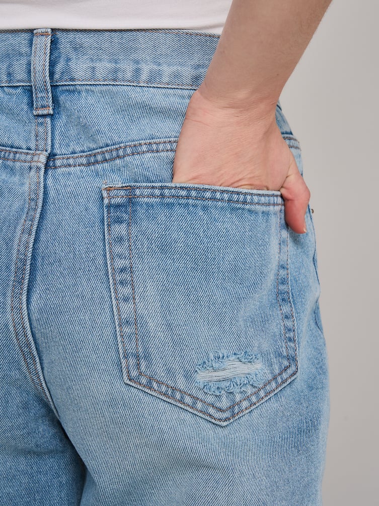 Джинсы момы высокой талией