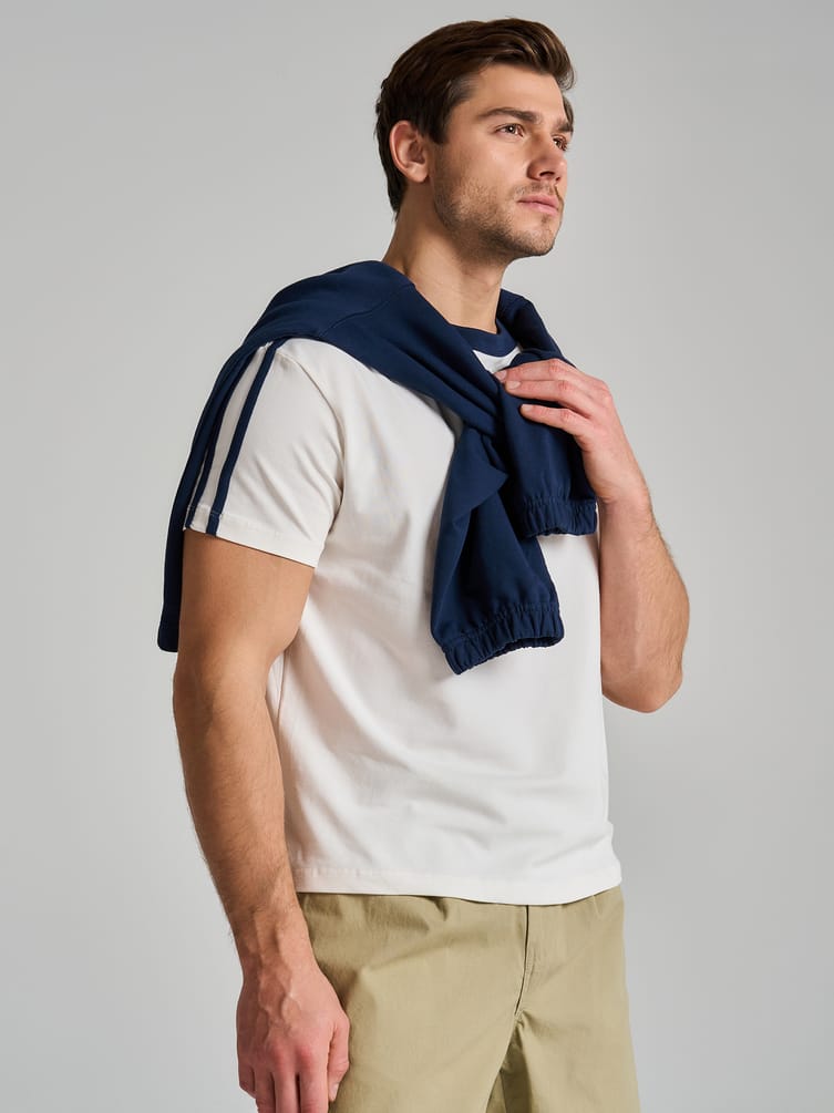 Футболка спортивная с лампасами