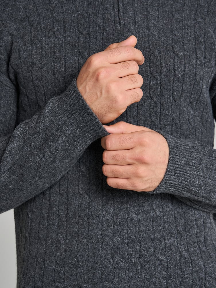 Свитер-поло вязаный с полузамком молния