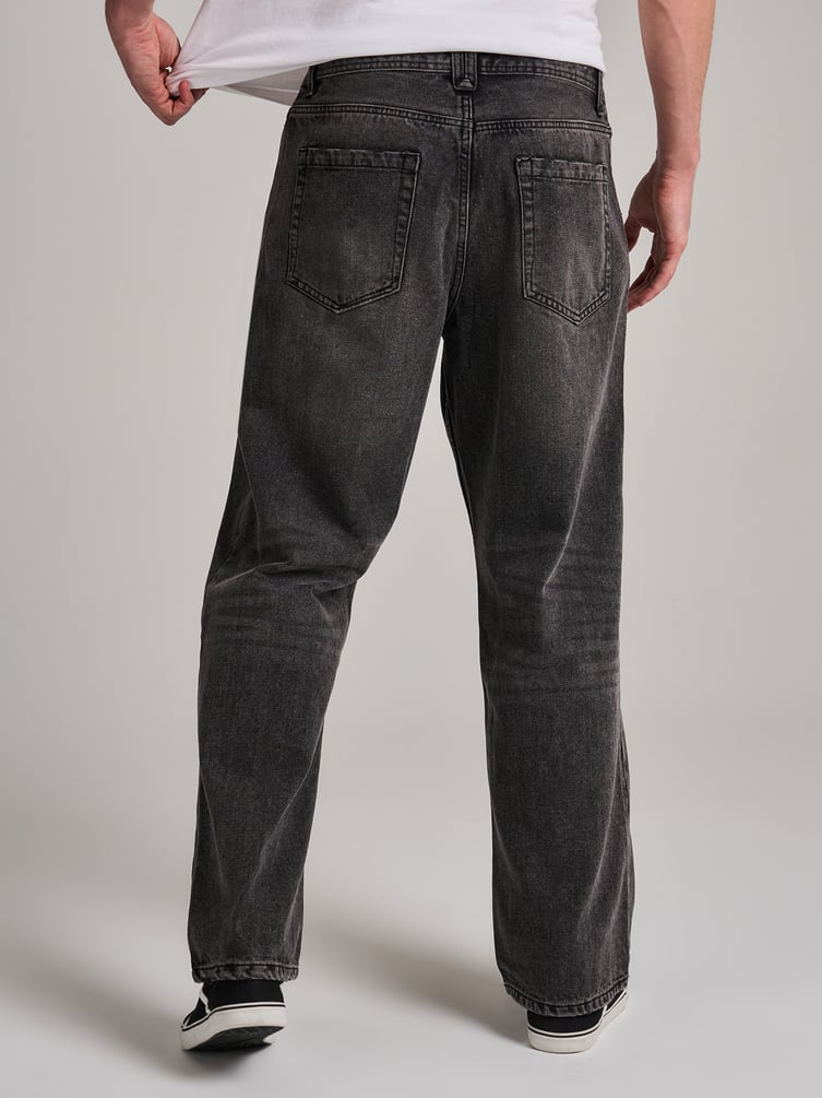 Джинсы багги с декоративным смещенным швом