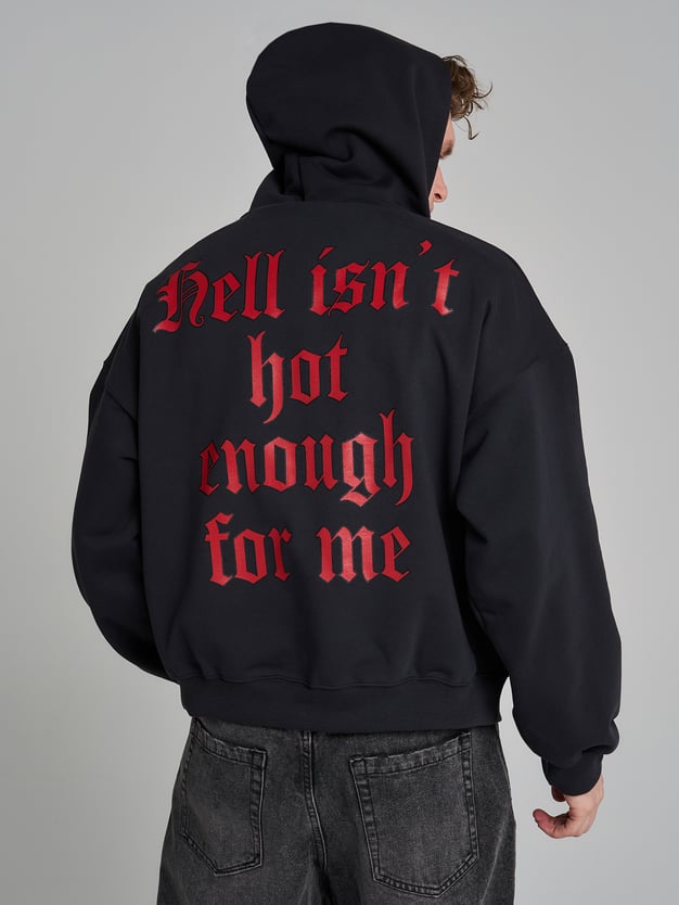 Толстовка оверсайз с надписью на спине