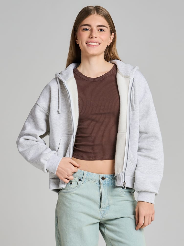 Толстовка утепленная с капюшоном и начесом