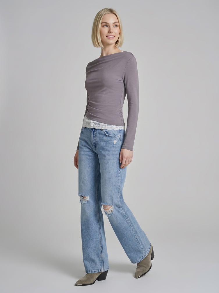 Лонгслив асимметричный с кружевом