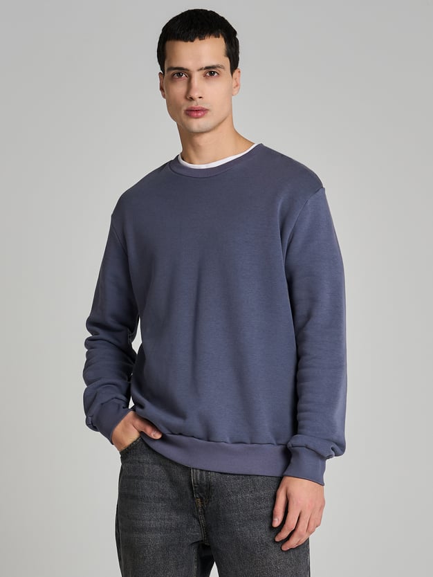 Утепленный свитшот с начесом