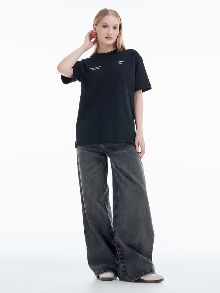 Футболка оверсайз с надписью rebellious