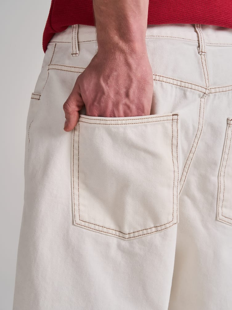 Удлиненные джинсовые шорты бермуды