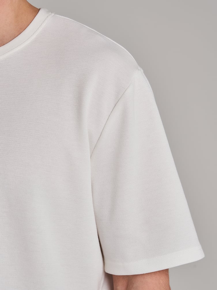 Футболка однотонная с коротким рукавом