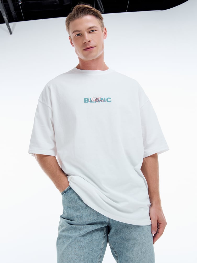 Футболка оверсайз с принтом гор на спине