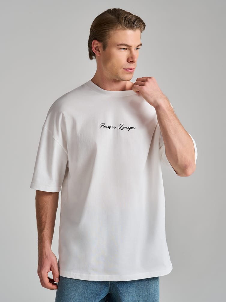 Футболка оверсайз с принтом на спине