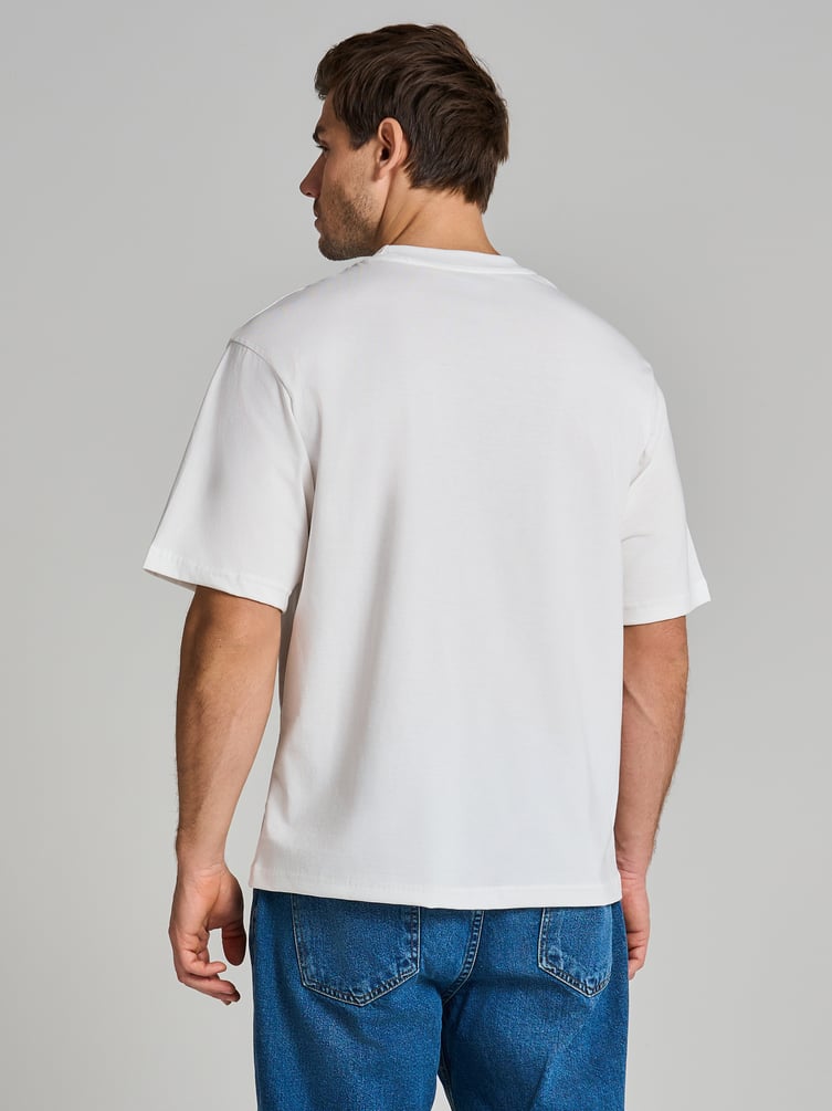 Футболка из хлопка с новогодним принтом