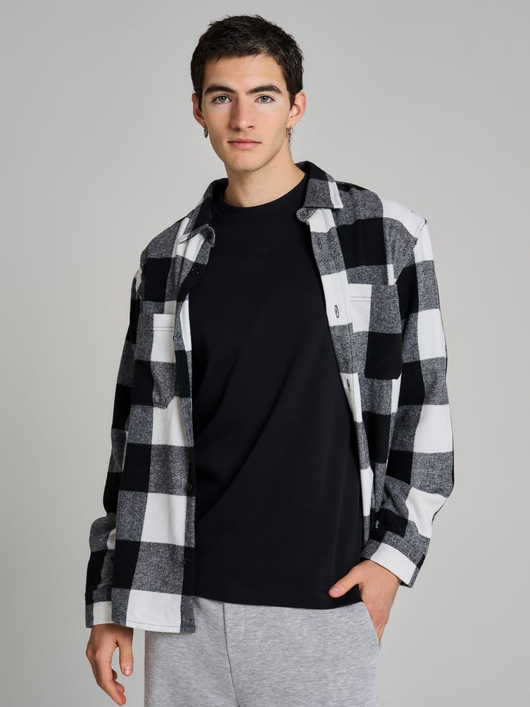 Футболка плотная однотонная