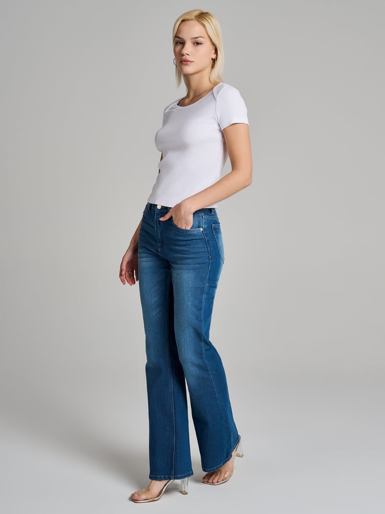 Футболка приталенная