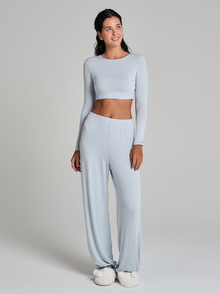 Пижама с кроп-топом и брюками