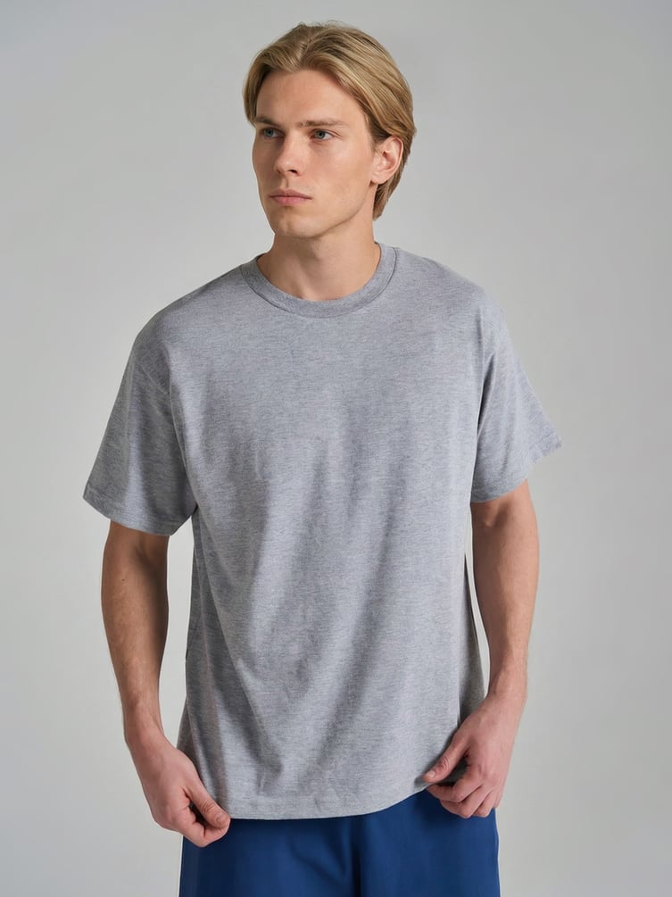 Пижама с футболкой и брюками