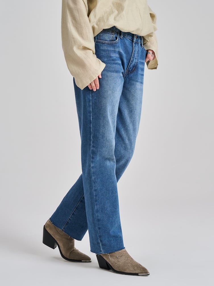 Джинсы прямые с необработанными краями