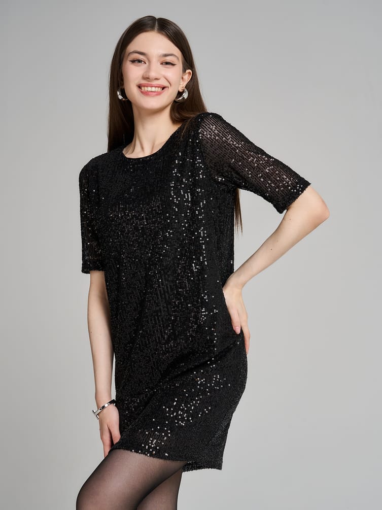 Вечернее блестящее платье с пайетками