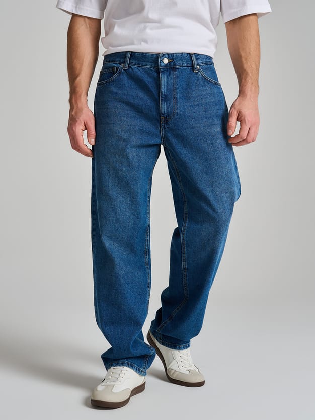 Широкие повседневные джинсы