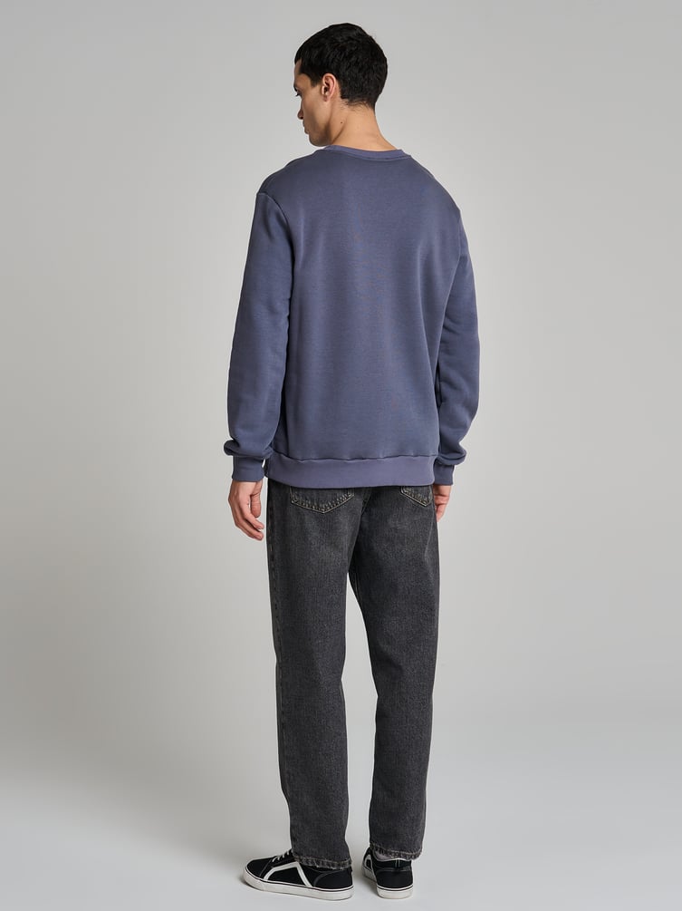 Утепленный свитшот с начесом