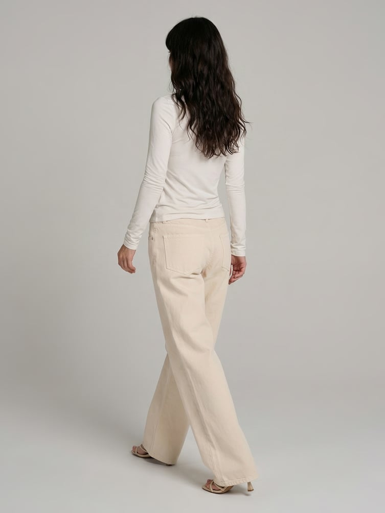 Джинсы бойфренды широкие