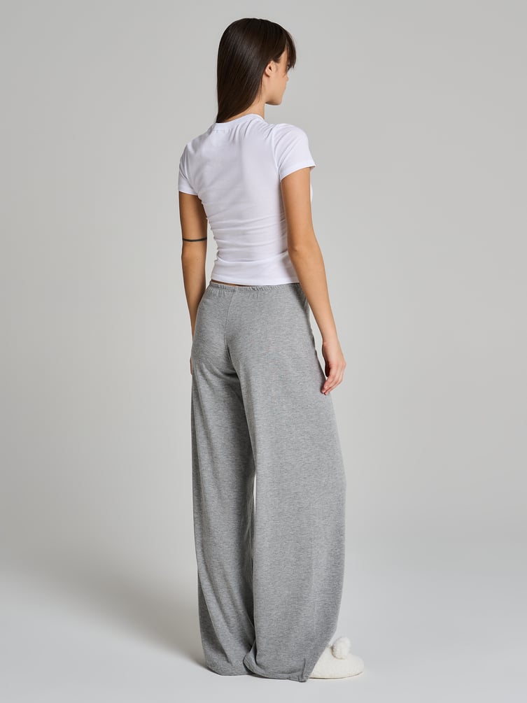 Пижама с принтом и брюками