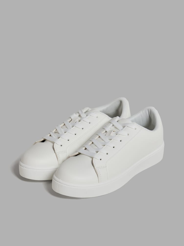 Кроссовки низкие классические