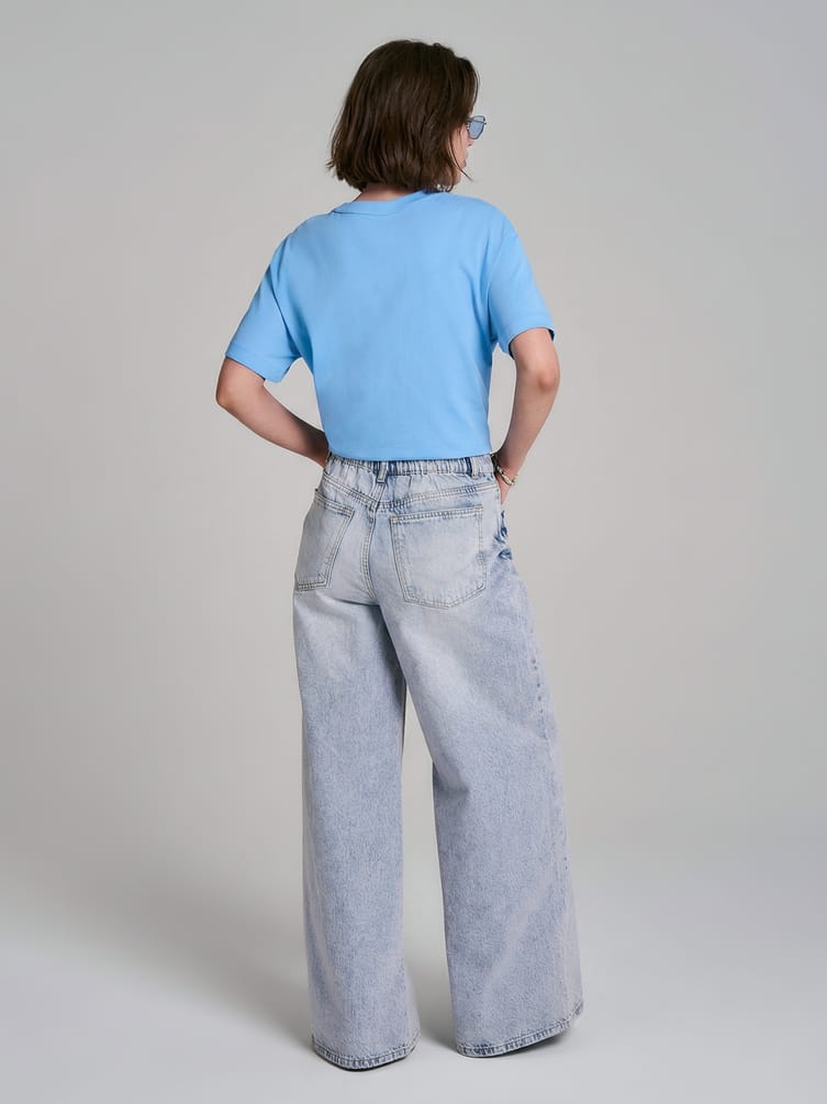 Джинсы широкие на резинке