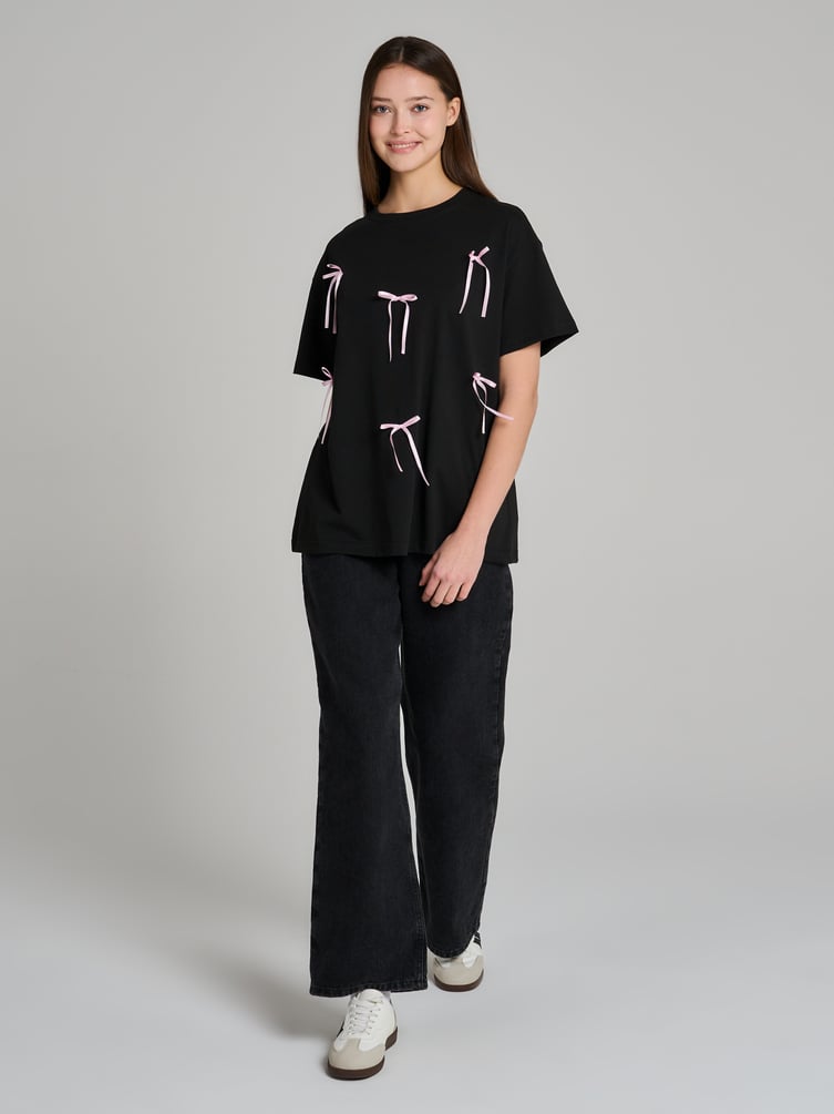 Футболка оверсайз с бантиками