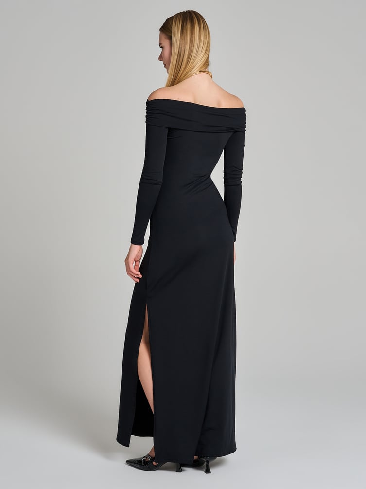 Платье нарядное с открытыми плечами и разрезом