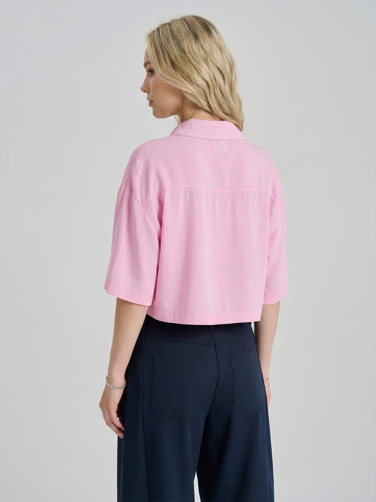 Рубашка укороченная с карманами