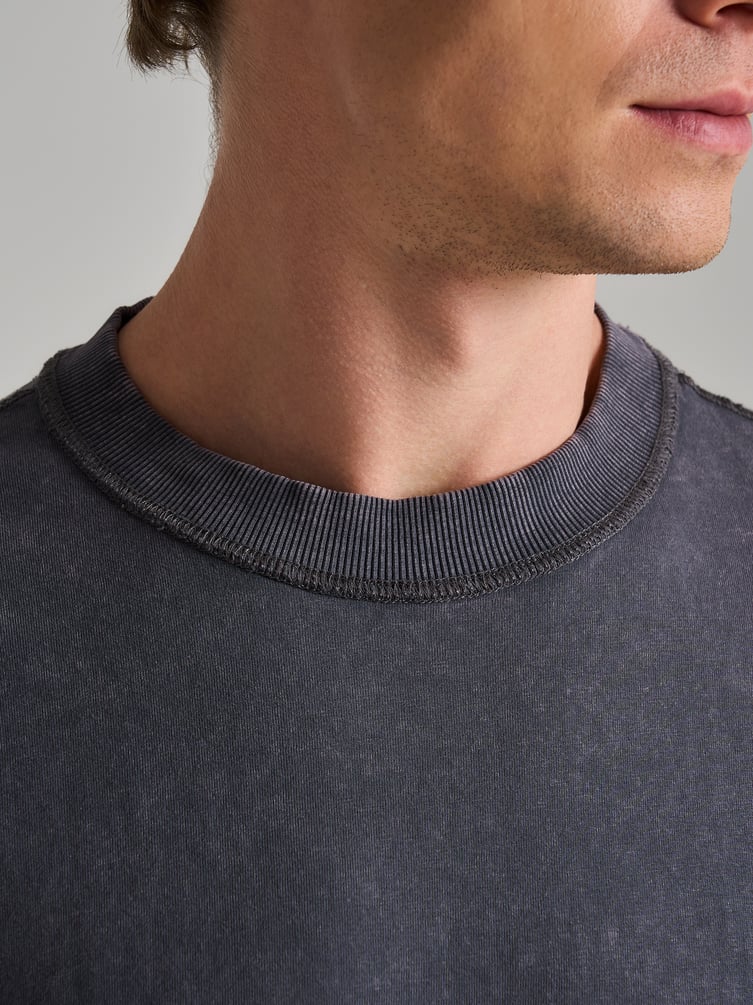 Футболка с вареным эффектом