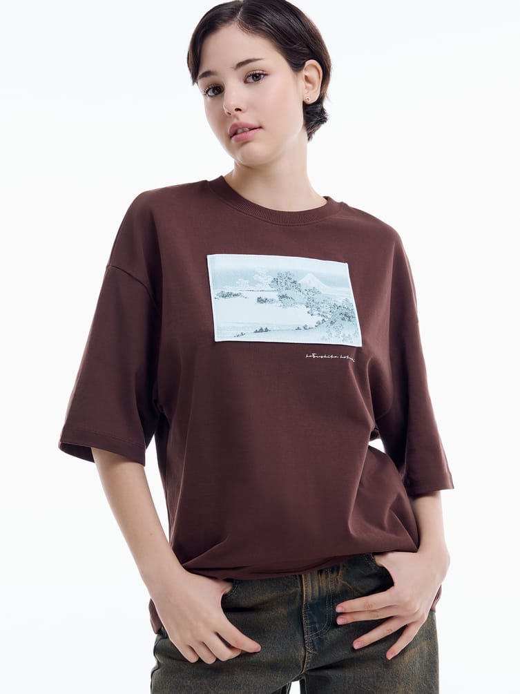 Футболка оверсайз с патчем гравюры