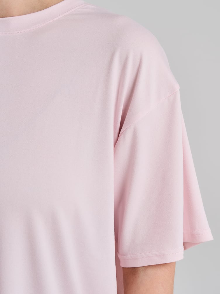 Пижама с футболкой и шортами