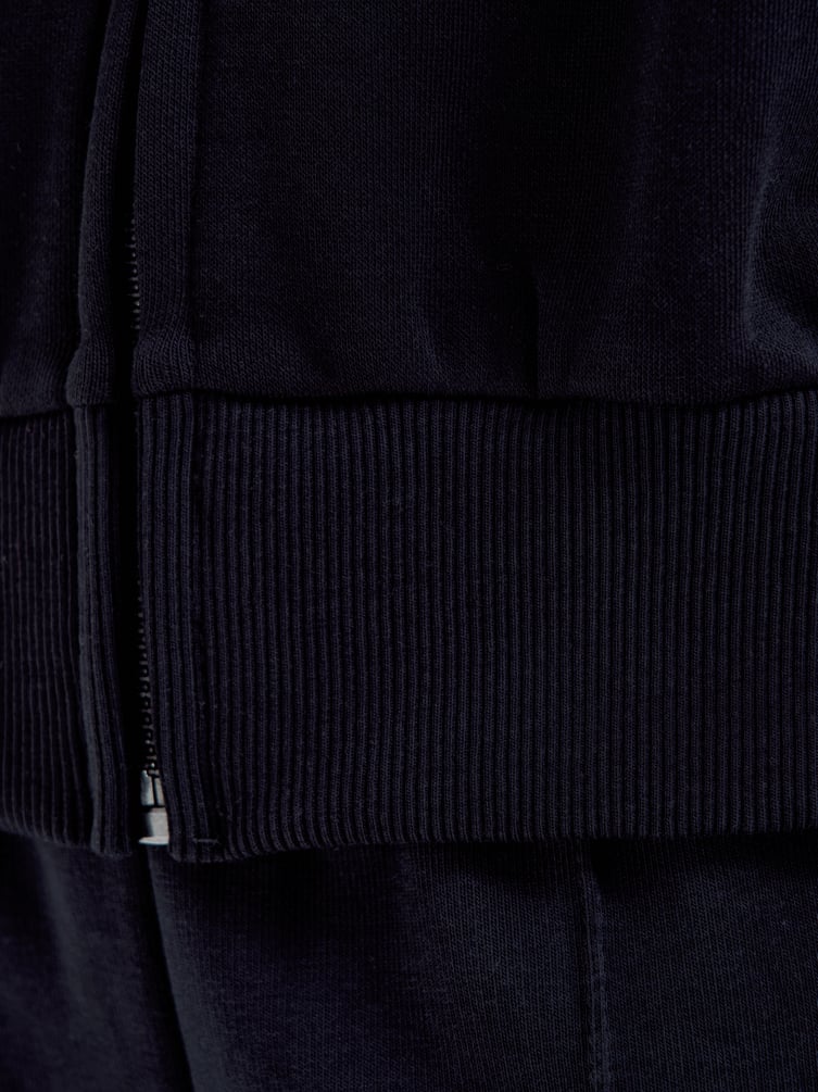 Утепленная толстовка бомбер с начесом