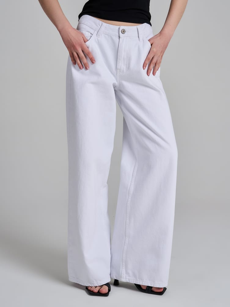 Джинсы широкие с вареным эффектом