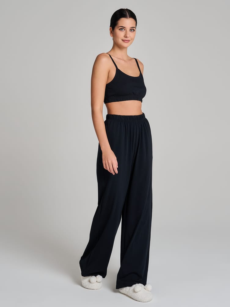 Домашняя пижама с топом и брюками