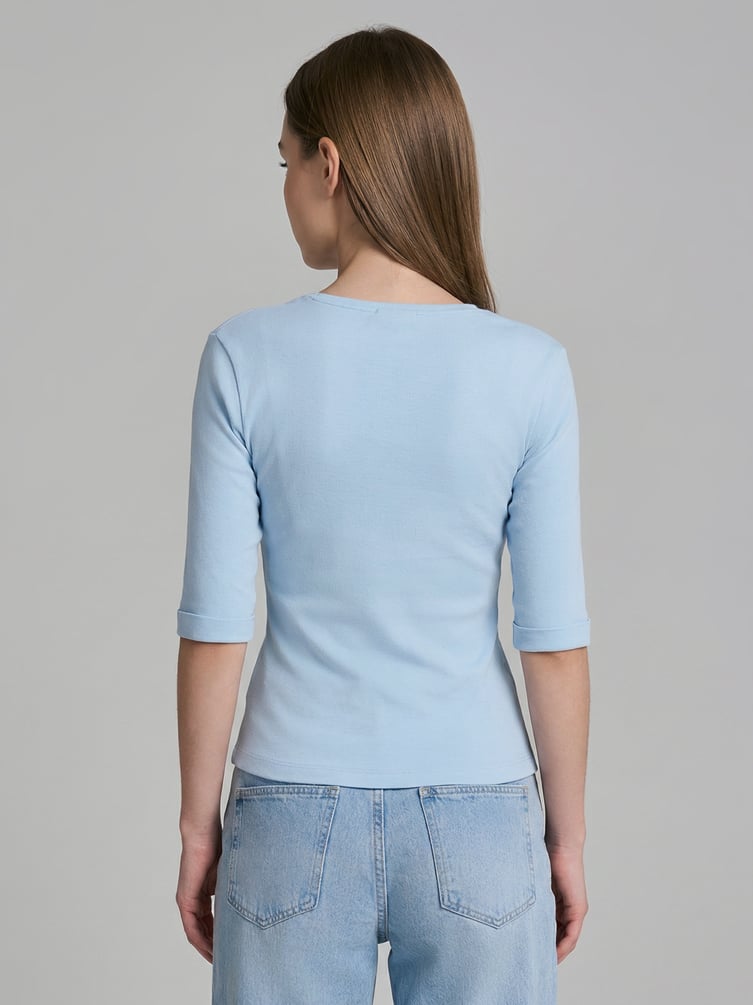 Лонгслив приталенный с рукавами 3/4