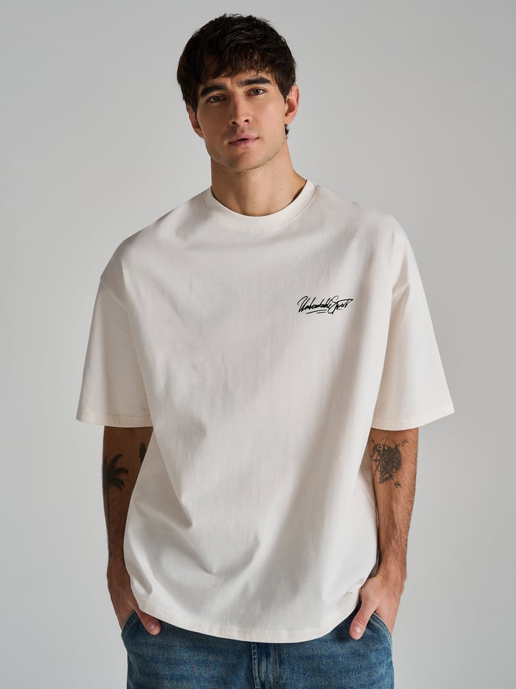 Футболка оверсайз с принтом на спине