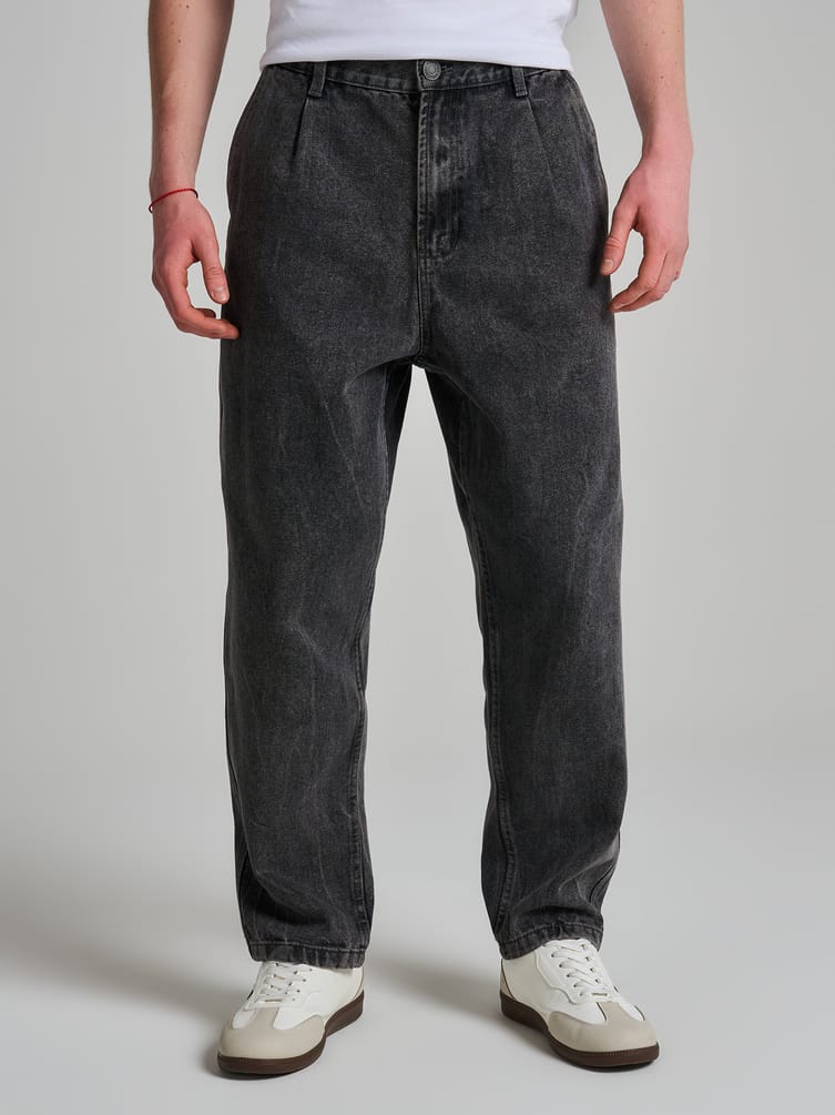 Зауженные джинсы бананы