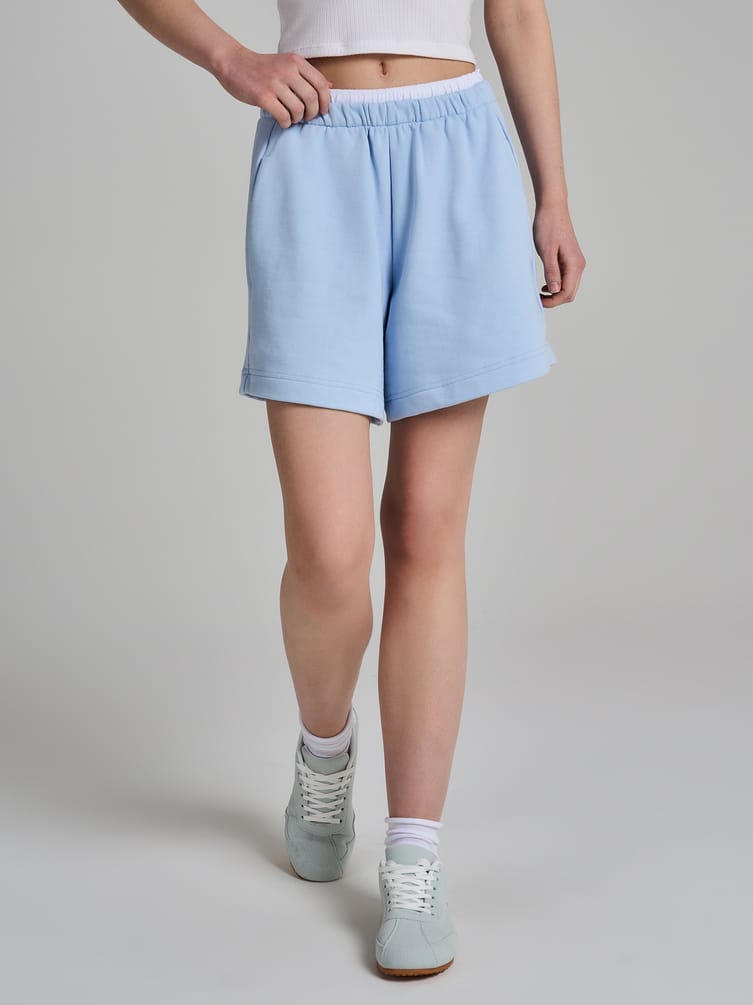 Шорты с эффектом многослойности