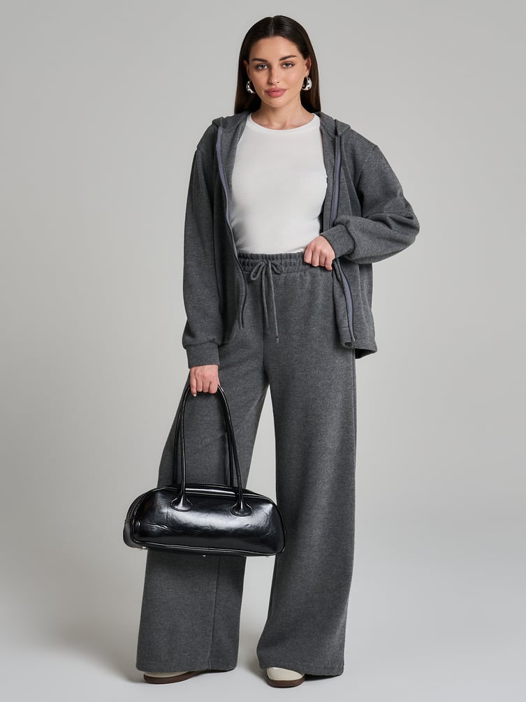 Брюки трикотажные широкие