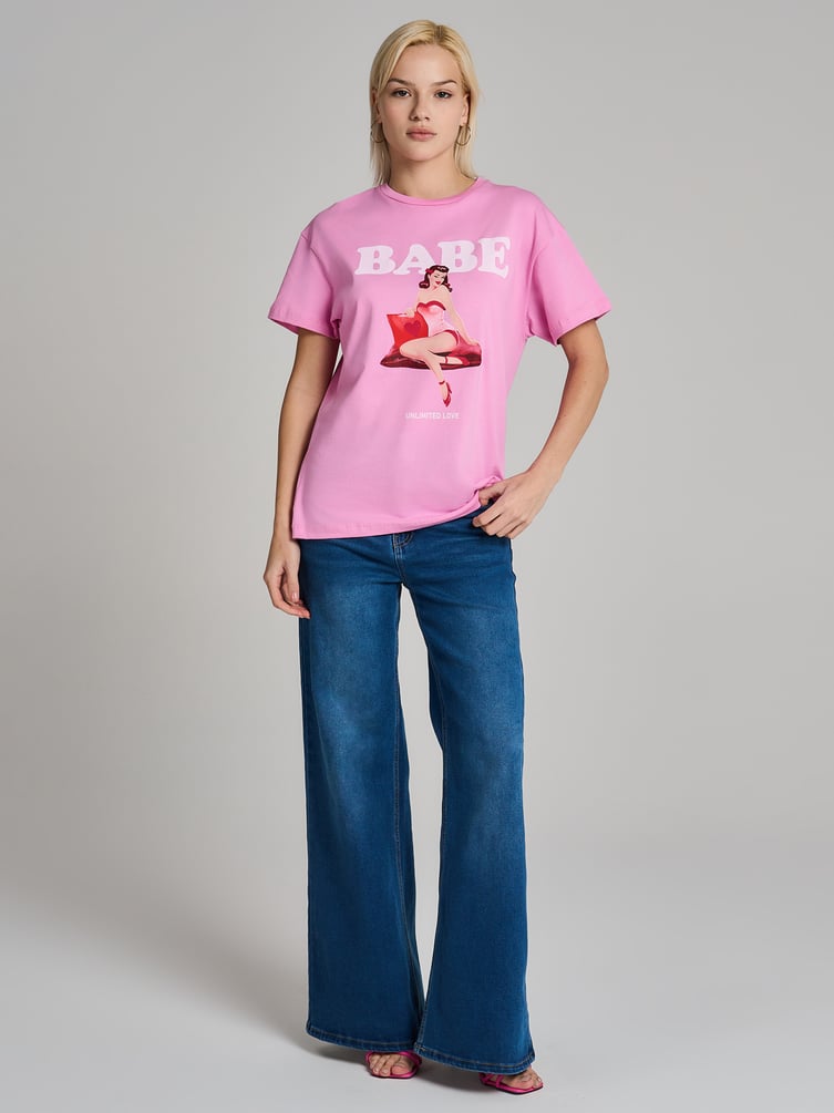 Футболка оверсайз с принтом пин-ап