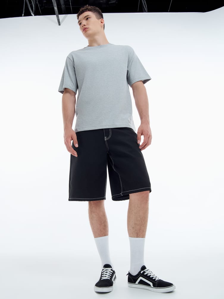 Однотонная хлопковая футболка