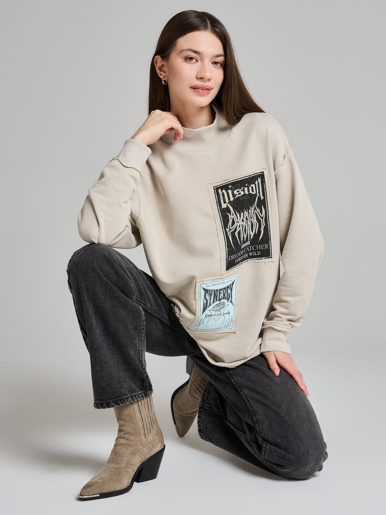 Свитшот в стиле гранж с необработанными краями