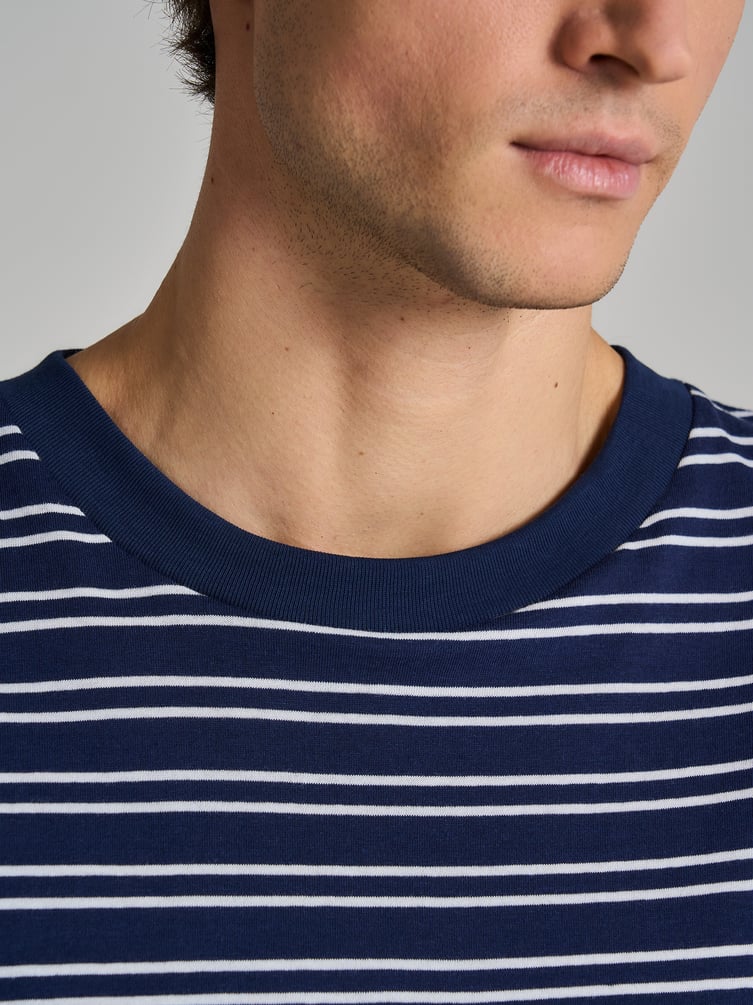 Пижама полосатая с шортами