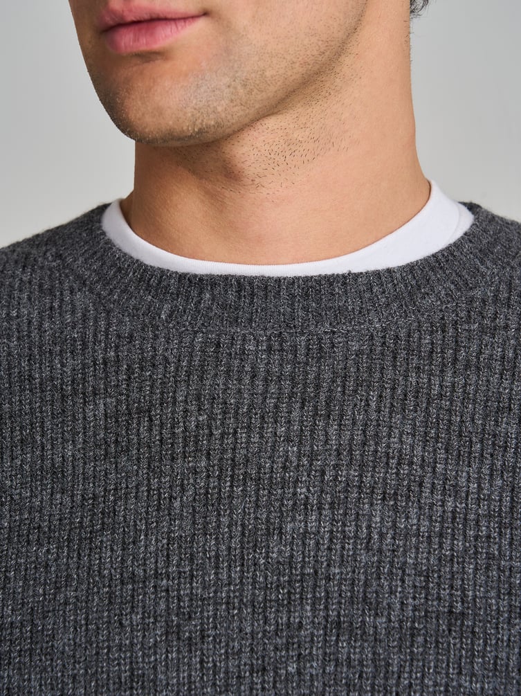 Джемпер вязаный теплый