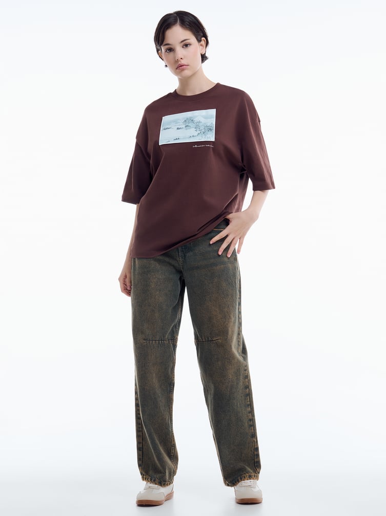 Футболка оверсайз с патчем гравюры