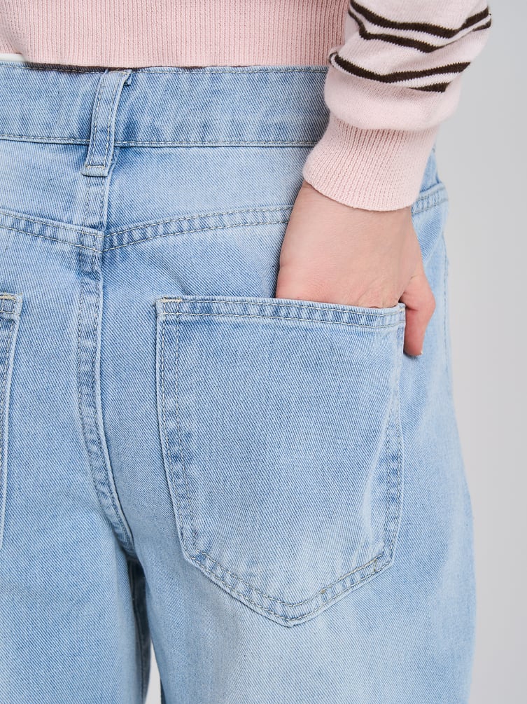 Джинсы прямые с необработанными краями