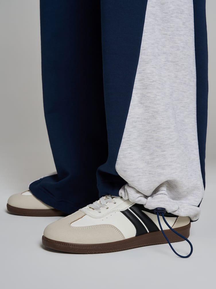 Брюки спортивные с лампасами