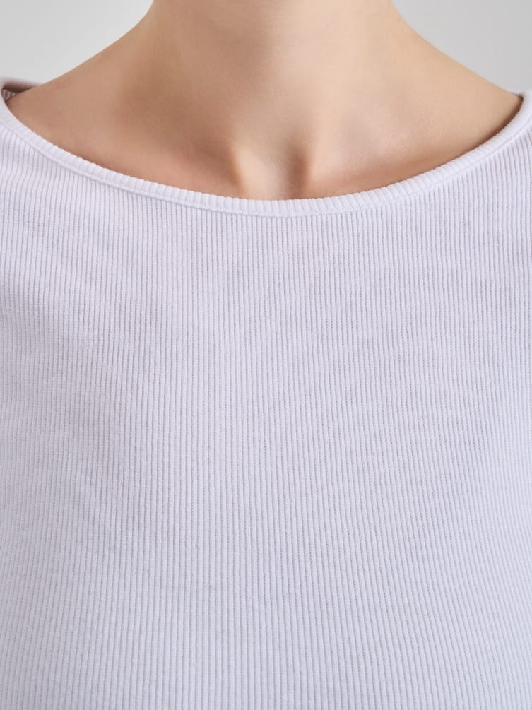 Лонгслив приталенный