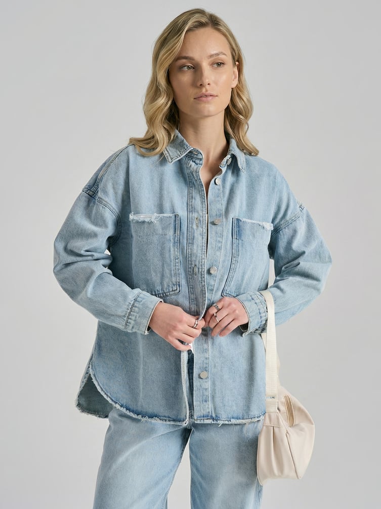 Джинсовая куртка оверсайз